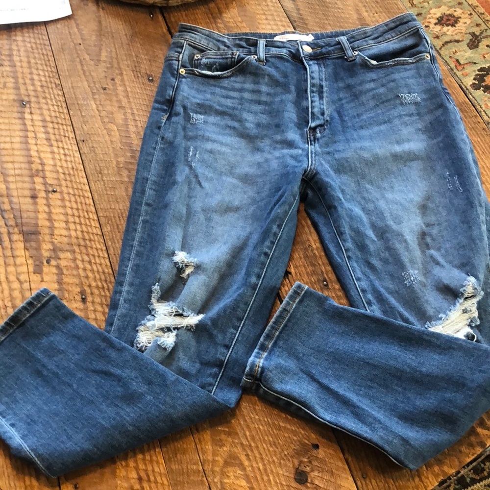 TNR distressed Boyfriend jeans
